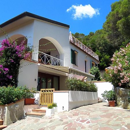 Tra Mare E Bosco Nella Splendida Quercianella Villa Exterior photo